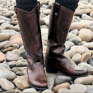 FRYE - Melissa Button Lug Boots